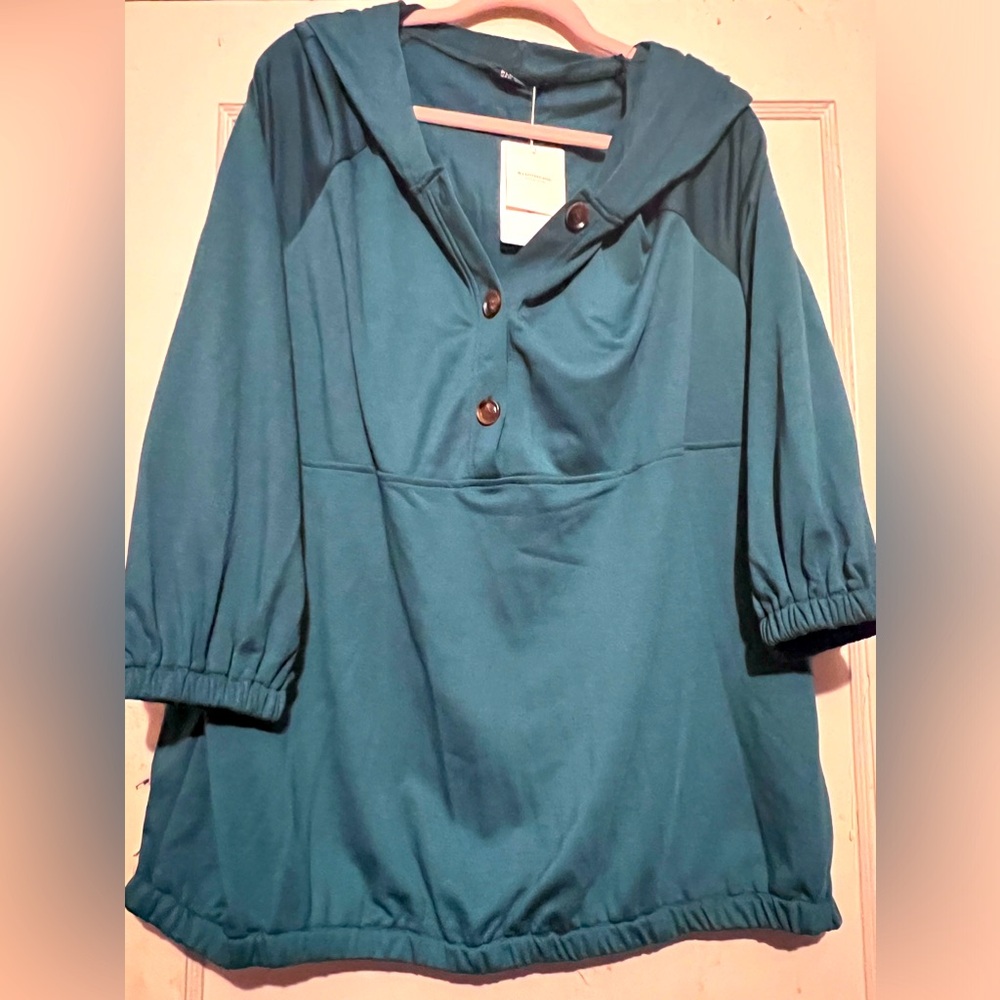 Bloomchic NWT green pullover hoodie elastic waist 18/20